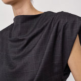 EloraCC Check Pleat Top - Dark Grey