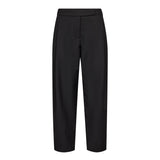 VoliCC Carrot Pleat Pant - Black