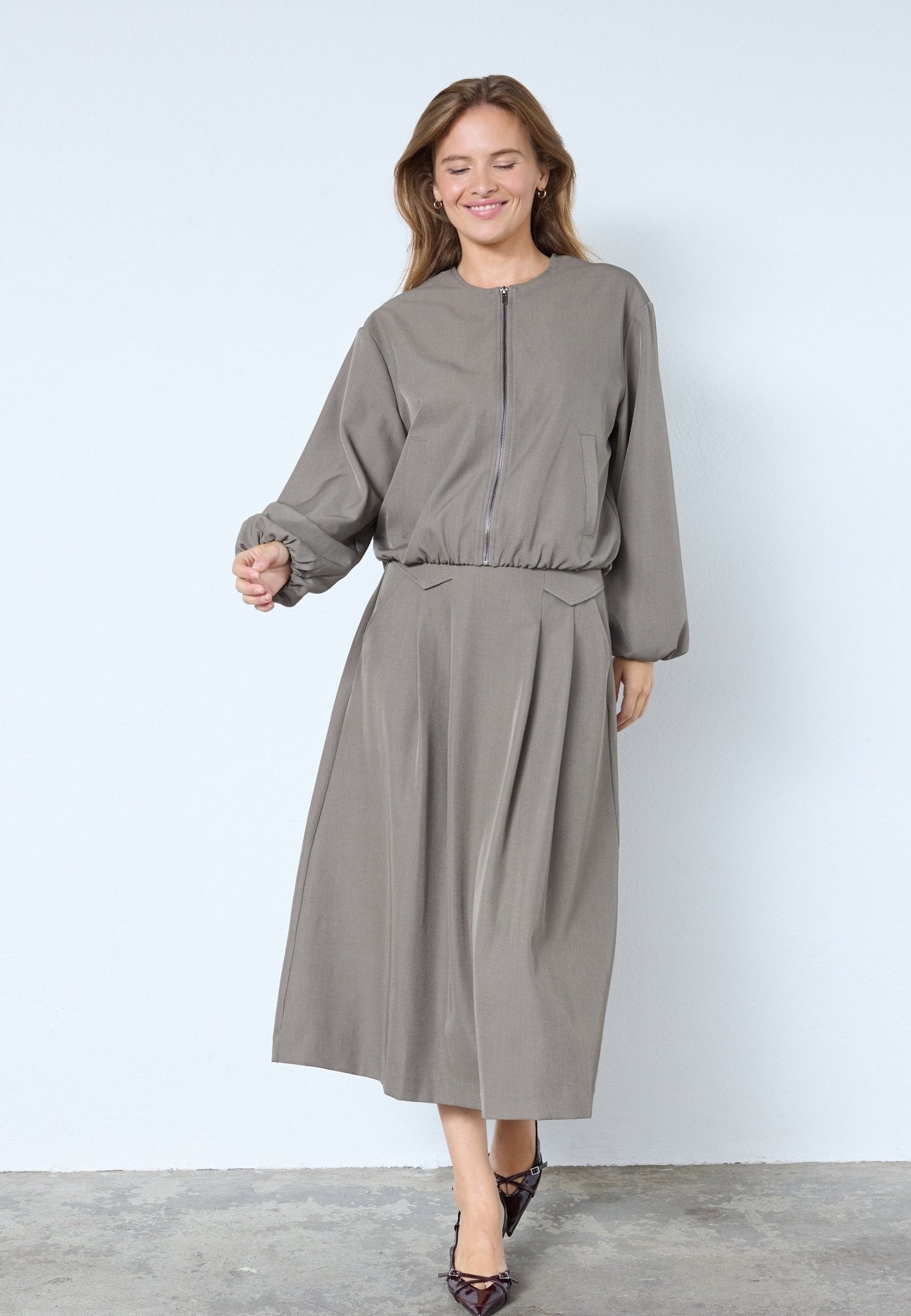 LunaCC Pocket Pleat Skirt - Walnut - Co'couture